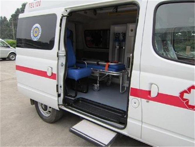 思礼镇救护车出租服务案例7